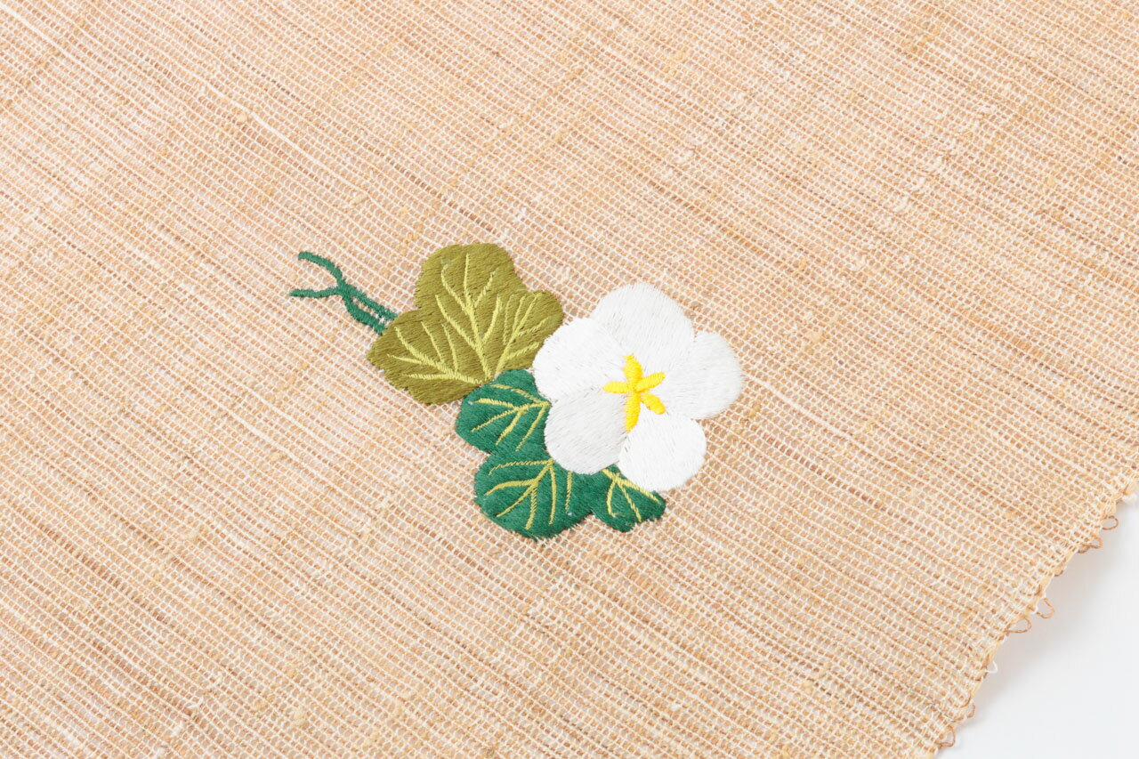 夏帯 正絹 反物 未仕立て 刺繍 夕顔 野蚕三越手織地 染帯 ベージュ 野口 京都 夏用 帯 名古屋帯 九寸名古屋帯 夏物 着物 盛夏 カジュアル 和服 和装 和装小物 着付け 小物 夏の帯 夏の着物 涼しい 涼しげ お洒落 女性用 盛夏 単衣 小紋 浴衣 紬 麻