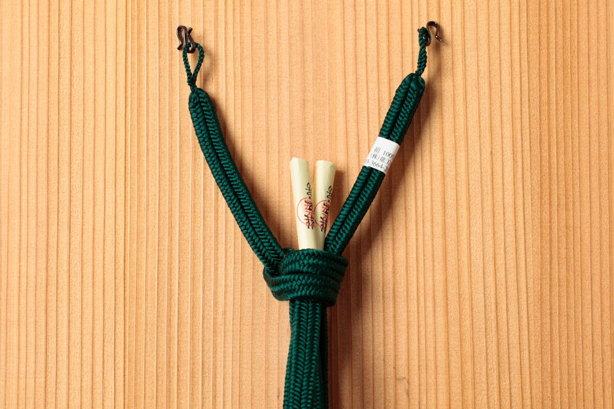 羽織紐 正絹 飾り 男性 着物 小物 羽織り 紐 絹100％ 龍工房 男性用 和装小物 灰色 グレー メンズ 帯 男性 用 柄 おしゃれ きもの カジュアル 男性 和装 和服 和装小物 着付け小物