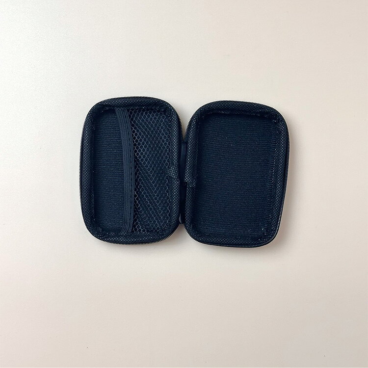 ガジェットポーチ セミハードケース 小物入れ 11.5cm×8.5cm ミニポーチ 小型 コンパクト 充電器 ケーブル イヤホン 持ち運びPR-EVACASE05 one-daze-10013437 ONE DAZE サンプル画像3