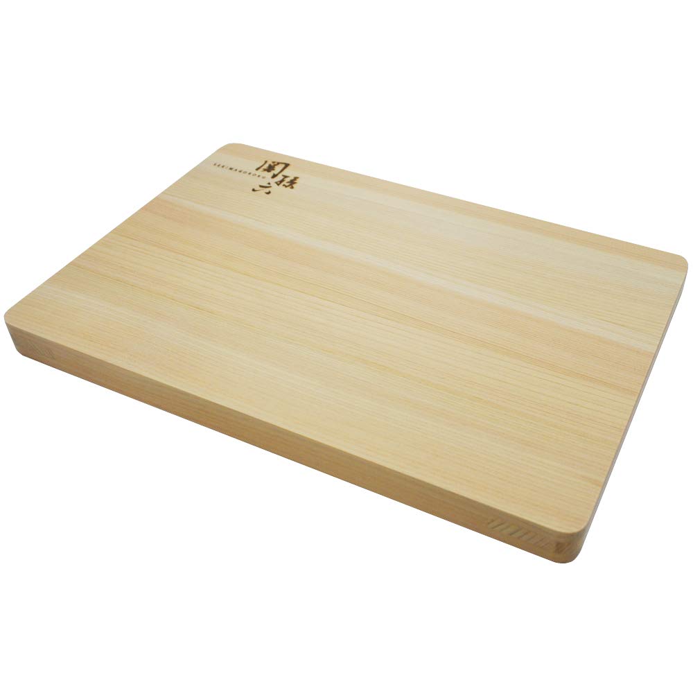 スタイル：1)長さ30×幅20cm◆商品名：関孫六 桧 まな板 300×200mm AP-5222刃あたりがよく、包丁の刃が傷みにくい側面に樹脂加工をしているため、乾きが早く黒ずみをおさえる日本製桧のまな板サイズ:30×20×2cm本体重量0.583kg商品紹介 ●【備考】●まとめ買いの場合、システムの仕様で個数分の送料が加算される場合がありますが、送料は1配送先につき1個分の金額となります。●システムの仕様で配達日を指定出来る場合がありますが、配達日の指定は出来ませんのでご了承ください。●ご注文確定後のキャンセルならびに、お届けしました商品のお客様都合による返品 交換は行っておりません。 ●刃あたりがよく、包丁の刃が傷みにくい ●側面に樹脂加工をしているため、乾きが早く黒ずみをおさえる ●日本製桧のまな板
