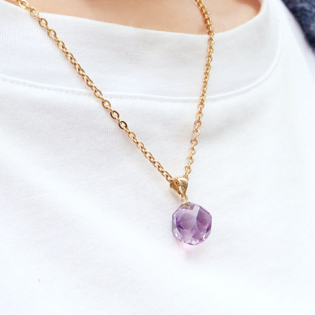 アメジスト ペンダント トップ 紫水晶 天然石 パワーストーン 2月 誕生石 スターカットキラキラ おしゃれ ネックレス 男性 女性 クリスマス プレゼント ギフト 贈り物