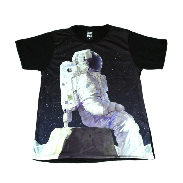 【送料無料】MAO MAO プリントTシャツ ブラック メンズ 宇宙飛行士 スペースシャトル おもしろ 休憩 無重力 NASA JAXA イラスト デザイン カワイイ おしゃれ ストリート系 カッコイイ クール インナー 柄物 半袖 M/L/XLサイズのサムネイル