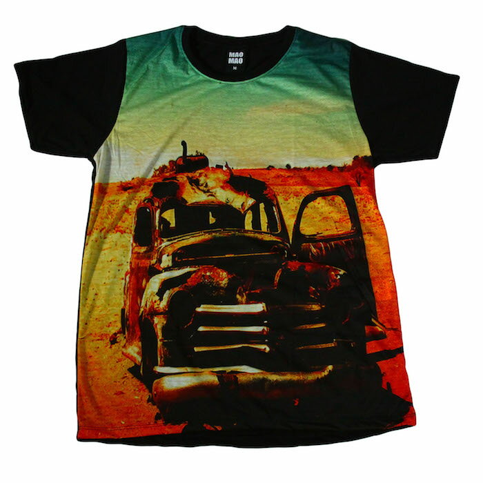 乐天商城 - 【送料無料】MAO MAO プリントTシャツ ブラック メンズ アメ車 廃車 クラッシックカー アメリカ トラック 砂漠 コレクター デザイン ドライブ 車 旅行 カワイイ おしゃれ ストリート系 カッコイイ クール インナー 柄物 半袖 M/L/XLサイズ