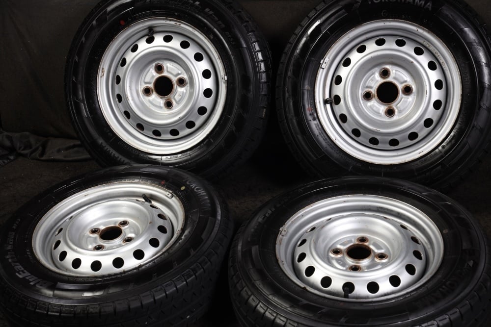 【中古】★バリ山 165/80R13 90/88N LT 国産YOKOHAMA BluEarth-VAN 2022年製 ラジアル4本セット プロボックスサクシード等