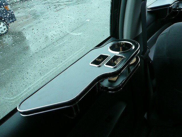 【期間限定20％OFF】プリウス(03/9〜)サイドテーブルセカンド左側