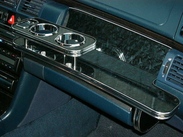 【全品20％OFFクーポン配布中】W210 Eクラス 左ハンドルフロントテーブル カスタム カスタムパーツ 車..