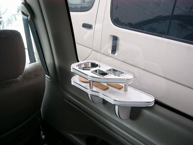 タウンエースノア前期 サイドテーブル セカンド右側 カスタム カスタムパーツ 車内収納 高級感 インテリア性 ドリンクホルダー付き 日本製 自社製作 職人仕上げ カーアクセサリー カー用品 車用収納