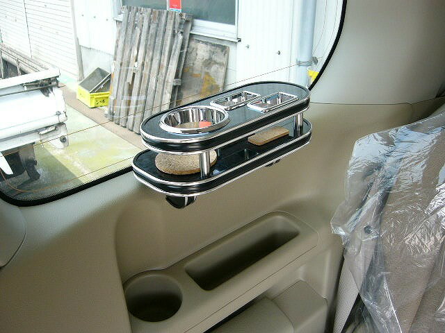 ランディー(07/1〜)サイドテーブルサード右側 カスタム カスタムパーツ 車内収納 高級感 インテリア性 ドリンクホルダー付き 日本製 自社製作 職人仕上げ カーアクセサリー カー用品 車用収納