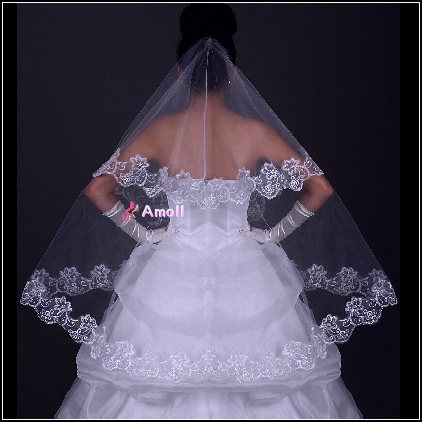 【即納】ウエディングベール　ベール ウェディング 豪華2段レース縁取り【コーム付き】ウェディングベール【オフホワイト】【ホワイト】1段目約60cm、2段目約120cm】