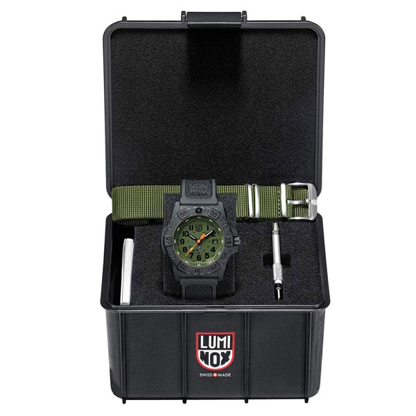 【11/20 20:00〜11/27 01:59】3000円以上で使える10%OFFクーポンLUMINOX ルミノックス NAVY SEAL 3500 SERIES メンズ クォーツ 腕時計 ブラック L3517-NQ-SET