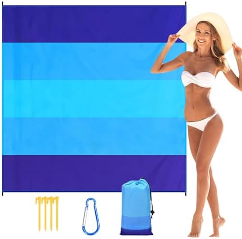 レジャーシート 210x200cm 軽量325g サンドプルーフ 速乾　サンドプルーフ キャンプ アウトドア 商品説明 優れた防水・防砂性能: 砂が付かないポリエステル素材と防水設計により、砂の付着や水分の浸透を効果的に防ぎます。快適な使用感で、アウトドアでのリラックスタイムを邪魔しません。 ゆったりサイズ: 約210x200cmの広々としたサイズで、家族や友人と一緒に日光浴やピクニックなど、多様なアクティビティを楽しめます。 軽量・速乾・耐久性: 重さ325gと非常に軽量で、素早く乾く素材を使用しているため、持ち運びや収納が簡単です。引き裂きに強い高強度ポリエステル製で、長期的な使用が可能です。 実用的な固定アクセサリー: 4つの固定用ペグとコーナーポケットが付属しており、風によるずれを防ぎ、安定した設置をサポートします。 製品仕様: 純重量: 325g 材料: ポリエステル 製品サイズ: 約210cm × 200cm パックリスト: ビーチブランケットサンドプルーフ × 1 ※ご注文後、直ちに発送手配を進めるため、ご注文後のキャンセルやお届け先ご住所などの変更には対応できません。 ※4営業日以内の発送後、4～10日程度で到着予定となっております。 主にポスト投函の配送方法となりますが、発送状況により配送会社等が変更になる場合があります。