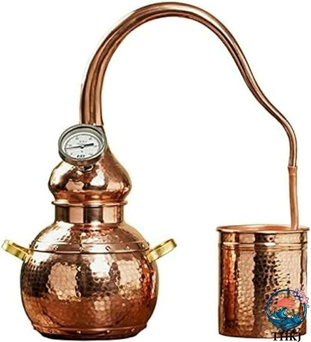 【3L単式蒸留器】：単式蒸留器は、これまでに使用された最も初期の形態の蒸留器であり、最も風味豊かで芳香のあるアルコールを生成することが知られています。私たちの3Lスチルは家庭での使用に最適です。 ? 【純銅】：スチルは、伝統的な手槌で打たれたデザインの純銅でできており、平らな銅板よりも表面強度が高くなっています。 ? 【取り外し可能な温度計】：スチルヘッドには温度計が付いています。温度計は華氏と摂氏の両方の単位を測定でき、取り外しと取り付けが簡単です。 ? 【急速冷却ポット：食品に安全な銅で作られた冷却ポットは、すべてのアルコール蒸気を収集し、それらをすばやく液体に凝縮します。 ? 【槌で打たれた仕上げ】：槌で打たれた仕上げは美的だけではありません。まだ構造的な強度を与えることに加えて、凹凸のある表面は熱伝導率を高め、より均一な蒸留を作成します。 商品の説明 私たちの手作りのスチルは、アルコールとエッセンシャルオイルの両方を作成するために使用されますアレムビックには、銅製の単式蒸留器、はんだ付けされたユニオン構造、白鳥の首の蓋、蛇行したコイルを備えた凝縮レシピエントが装備されています槌で打たれた銅の鍋で、お気に入りの飲み物をすべて自然に作ることができますそれはあなた自身で飲み物を作るための最良かつ最も簡単な方法ですどこでも飲み物が作れます屋外または屋内での使用に最適です 銅アレンビック蒸留器の特徴 純銅と真ちゅう製 容量：3L 使用後は、温水と柔らかい石鹸で洗ってください 銅はまだ柔らかい布で乾かします 汚れを防ぐため、使用しないときはお腹に液体を残さないでください 品質サービス: 1、 当社の製品に問題がある場合は、お気軽にお問い合わせください。 2、輸送中に多少の衝撃が加わる可能性がございます。万が一不具合や破損などがございましたら、部品の再送など対応させていただきますので、お気軽にご連絡くださいませ。 3、商品が多いため、発送時に説明書をお送りし忘れることがございます。万が一、説明書が届いていない場合や、商品組み立てに関してご不明点がございましたら、お手数ですがご連絡いただけますようお願い申し上げます。電子版の説明書を再送させていただきますので、どうぞご安心ください。お客様にはご理解いただきますようお願い申し上げます。お客様のご支援が、私たちの励みとなっております。【3L単式蒸留器】：単式蒸留器は、これまでに使用された最も初期の形態の蒸留器であり、最も風味豊かで芳香のあるアルコールを生成することが知られています。私たちの3Lスチルは家庭での使用に最適です。 ? 【純銅】：スチルは、伝統的な手槌で打たれたデザインの純銅でできており、平らな銅板よりも表面強度が高くなっています。 ? 【取り外し可能な温度計】：スチルヘッドには温度計が付いています。温度計は華氏と摂氏の両方の単位を測定でき、取り外しと取り付けが簡単です。 ? 【急速冷却ポット：食品に安全な銅で作られた冷却ポットは、すべてのアルコール蒸気を収集し、それらをすばやく液体に凝縮します。 ? 【槌で打たれた仕上げ】：槌で打たれた仕上げは美的だけではありません。まだ構造的な強度を与えることに加えて、凹凸のある表面は熱伝導率を高め、より均一な蒸留を作成します。 商品の説明 私たちの手作りのスチルは、アルコールとエッセンシャルオイルの両方を作成するために使用されますアレムビックには、銅製の単式蒸留器、はんだ付けされたユニオン構造、白鳥の首の蓋、蛇行したコイルを備えた凝縮レシピエントが装備されています槌で打たれた銅の鍋で、お気に入りの飲み物をすべて自然に作ることができますそれはあなた自身で飲み物を作るための最良かつ最も簡単な方法ですどこでも飲み物が作れます屋外または屋内での使用に最適です 銅アレンビック蒸留器の特徴 純銅と真ちゅう製 容量：3L 使用後は、温水と柔らかい石鹸で洗ってください 銅はまだ柔らかい布で乾かします 汚れを防ぐため、使用しないときはお腹に液体を残さないでください 品質サービス: 1、 当社の製品に問題がある場合は、お気軽にお問い合わせください。 2、輸送中に多少の衝撃が加わる可能性がございます。万が一不具合や破損などがございましたら、部品の再送など対応させていただきますので、お気軽にご連絡くださいませ。 3、商品が多いため、発送時に説明書をお送りし忘れることがございます。万が一、説明書が届いていない場合や、商品組み立てに関してご不明点がございましたら、お手数ですがご連絡いただけますようお願い申し上げます。電子版の説明書を再送させていただきますので、どうぞご安心ください。お客様にはご理解いただきますようお願い申し上げます。お客様のご支援が、私たちの励みとなっております。