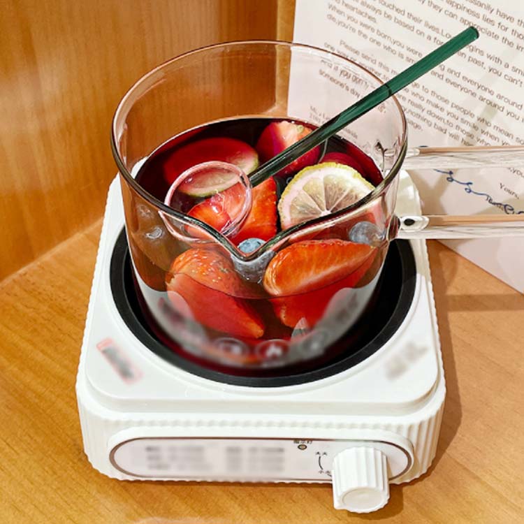 ワンオブゼムマートのガラスパン 片手鍋 ミルクパン ガラス調理鍋 ミルクピッチャー 900ml 横手 片手 マルチポット ガラスポット 耐熱ガラス 直火可｜アングル2