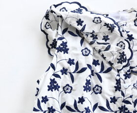 【再入荷♪9月7日12時&22時より】「french」可憐な花刺繍のトップス