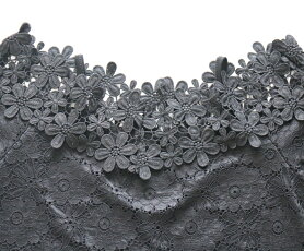 【再入荷♪6月2日12時&22時より】(ブラック)「french」花総レースのオフショルダートップス/Z2