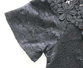 【再入荷♪6月2日12時&22時より】(ブラック)「french」花総レースのオフショルダートップス/Z2
