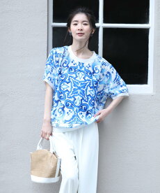▼▼「frenchpave」爽やかなブルーに目を奪われるスカーフ柄トップス3月7日22時販売新作