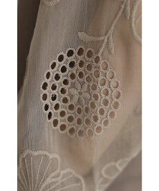 ▼▼S〜L/2L〜3L対応(ブラウン)「FRENCHPAVE」腕に咲く満開の花。シアーショルダートップスぽわん袖cawaii