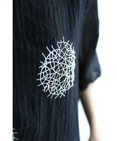 【再入荷♪9月21日12時&22時より】「pave」アートなドット刺繍の軽やかワンピース