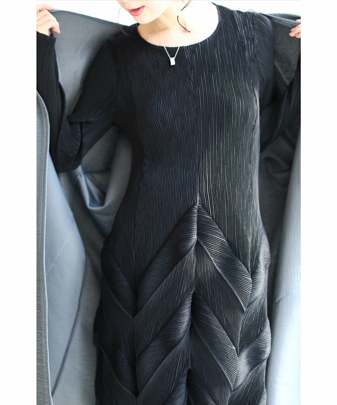 ドレッシーな花つぼみ裾アコーディオンプリーツワンピース 格安 Sale 日本最大級のジュエリー アクセサリー通販サイト 本物のバッグ 小物 ブランド雑貨 レディースファッションを求める方へのお買い得情報 毎日開催 人気ブランドが目白押し 低価 格安