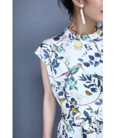 ☆☆(S~L対応)(紐ベルト付き)鳥や蝶が息づくボタニカルロングワンピース