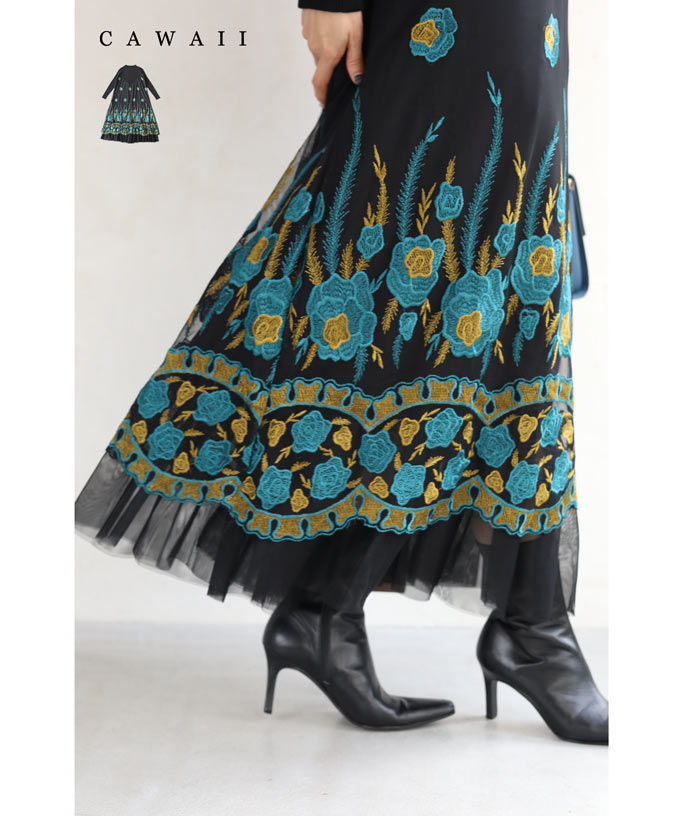【再入荷♪1/15 12時&20時】(S~3L対応)（黒）美しい青花刺繍咲くベールミディアムワンピースのサムネイル