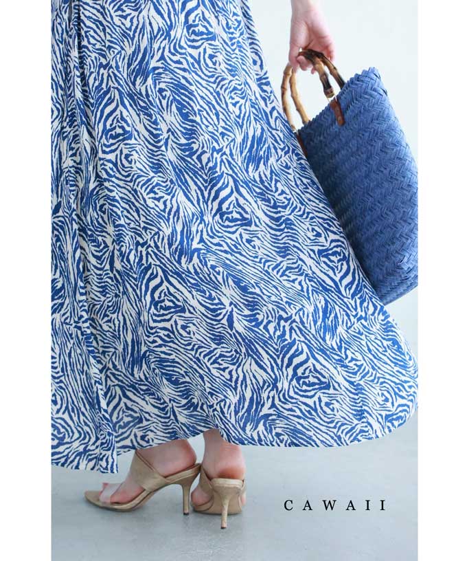 【再入荷♪3/24 20時】(S~2L対応)(ペチコート付き)さらりと涼やかなアニマル柄ロングスカート