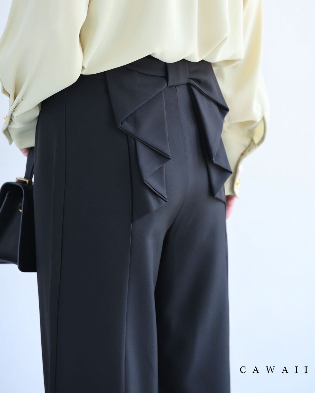 Rakuten - （L対応）（黒）バックリボンのすっきりシルエットパンツ