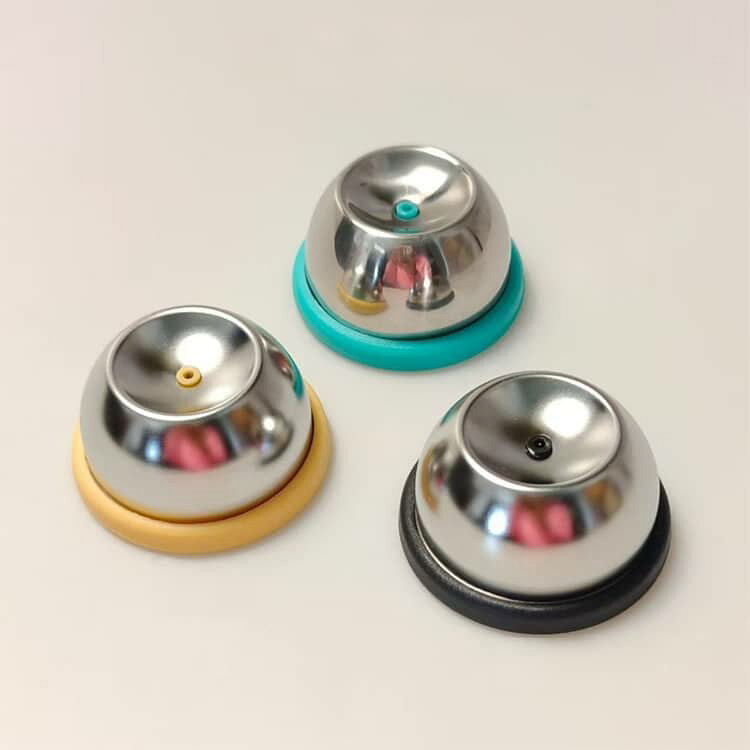 卵の穴あけ器 からむき ステンレスニードル 殻剥き ゆで卵 エッグカッター 卵の穴あけ器 皮むき器ツール からむき上手 ゆで玉子 ゆでたまご 殻がキレイにむける 便利小物 使い方が簡単 oneprice005-10007520 ワンプライス サンプル画像2