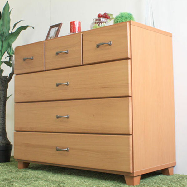 90-4 ローチェスト 4段　引出しの前板に天然木（桐材）を使用した、安心の国内生産品！　シンプルなデザインですが、決して古臭いわけではなく、どんなお部屋にもピッタリマッチする温かみのあるデザインです！たんす タンス