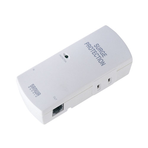 ■恐ろしい雷サージから機器を守る■電話回線(TEL)雷ガード搭載■壁のコンセントに直接取り付けできるTAPSP310TEL定格容量：15A・125V(合計1500Wまで)プラグ仕様：2P差込口：2P・2個口サイズ：W112×D46×H36.5mm重量：112gセット内容：本体、モジュラーコード(1.5m)使用地域：日本国内のみ。日本以外ではご使用いただけませ適合規格：電気用品安全法(PSE)技術基準適合品【電流部(バリスタ)】サージ耐量：5500Aバリスタ電圧：470V【TEL部(アレスタ)】サージ耐量：10000Aバリスタ電圧：230V【雷サージ耐量及び使用部品】サージ吸収素子：電源部 バリスタ、電話回線部 アレスタ制限電圧：電源部 470V/1mA、電話回線部 230V/(100V/s)パソコンや通信端末機器を雷からガード