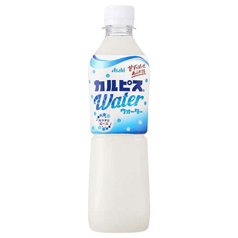 賞味期限：26.09.14賞味期限間近につきアウトレット販売致します。※在庫状況によりまして、多少前後します。※数量限定のため、先着順での販売となります。　ご注文のタイミングによっては、完売となっている場合がございます。　その際はキャンセル扱いとさせていただきますので、予めご了承下さい。※こちらはアウトレット品となりますので、返品・交換はお受けすることが出来ません。あらかじめご了承ください。いつでも、どこでも飲めるカルピス(R)すっきり爽やかな味わい、純水でおいしく作ったカルピス(R)です。乳酸菌と酵母、発酵という自然製法が生みだす甘ずっぱいおいしさは、日常をちょっと幸せにしてくれます。■商品詳細内容量：500ml×24本購入単位：1箱(24本)配送種別：在庫品原材料：果糖ぶどう糖液糖(国内製造)、脱脂粉乳、乳酸菌飲料/酸味料、香料、安定剤(大豆多糖類)※リニューアルに伴いパッケージや商品名等が予告なく変更される場合がございますが、予めご了承ください。※モニターの発色具合により色合いが異なる場合がございます。【検索用キーワード】4901340689213 S00510 9C0338 アサヒ飲料 カルピスウォーター 500ml 食品 しょくひん 飲料 いんりょう ジュース ペットボトル ペットボトルジュース ペットボトル飲料 ペット飲料 ボトルジュース ボトル飲料 カルピス カルピスwater カルピス CALPIS 乳酸飲料 乳酸 すっきり 爽やか 甘酸っぱい 甘酸っぱいカルピス アサヒ Asahi ASAHI Calpis カラダにピース 体にピース からだにピース