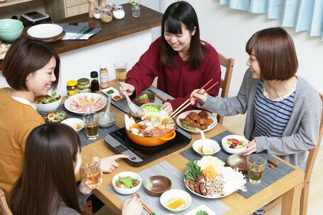 アイリスオーヤマ　卓上IHコンロ　対面操作式　IHC-T61　【返品・キャンセル不可】　568979