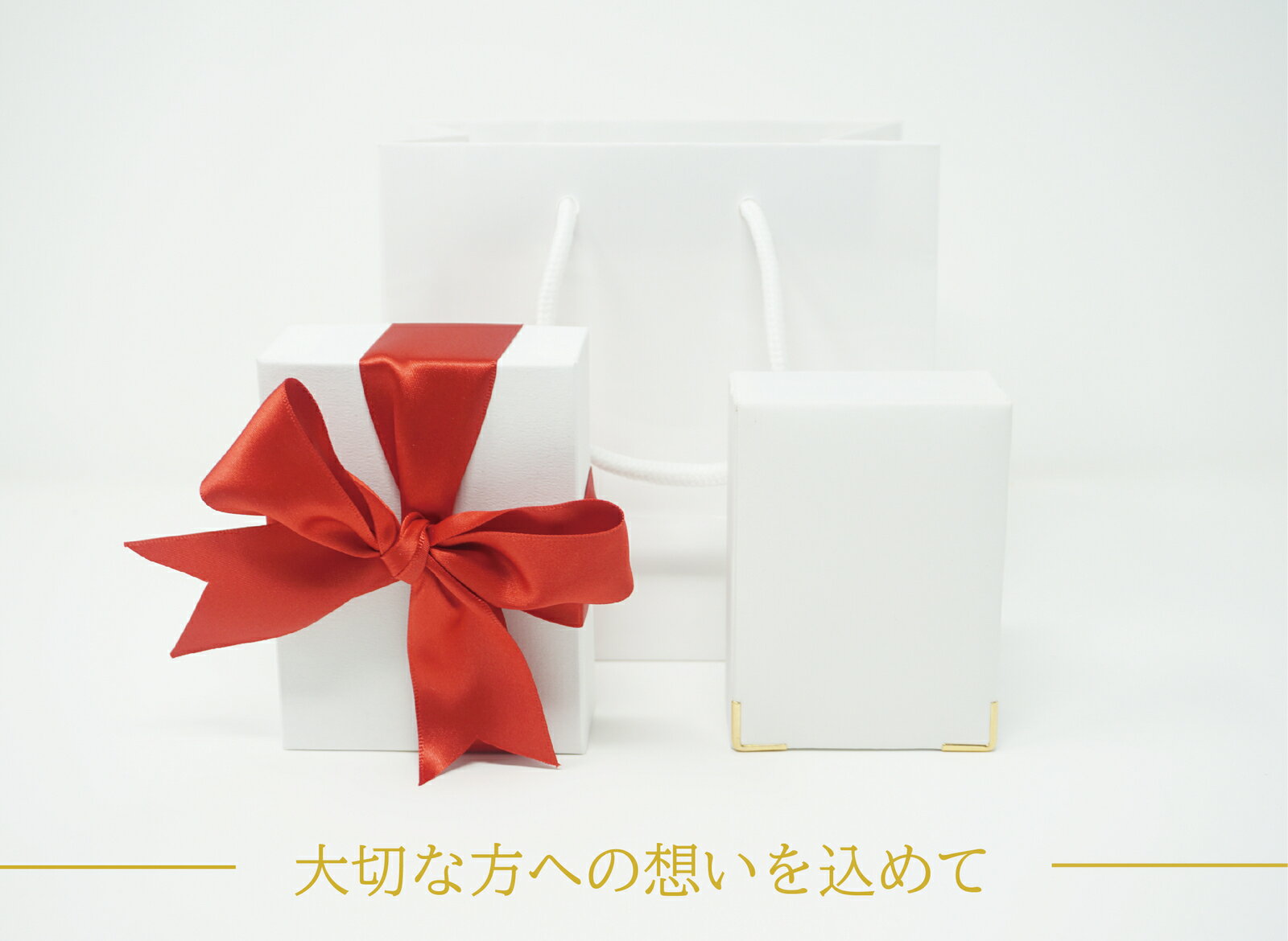 【新品ピアス】K14WG・K18WGポスト ホワイトゴールド 北欧風 ピアス 高級感 プレゼント ポスト ギフト お出掛け 仕事　オフィス用