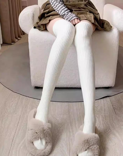 オーバーニーハイソックス 2026 レディース 靴下 ソックス 暖かい ホワイト おしゃれ 大人かわいい 冷房対策 保温 防寒対策 冷え 冷え性対策 温かい 暖か靴下