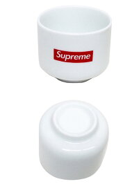 SUPREMEシュプリーム
