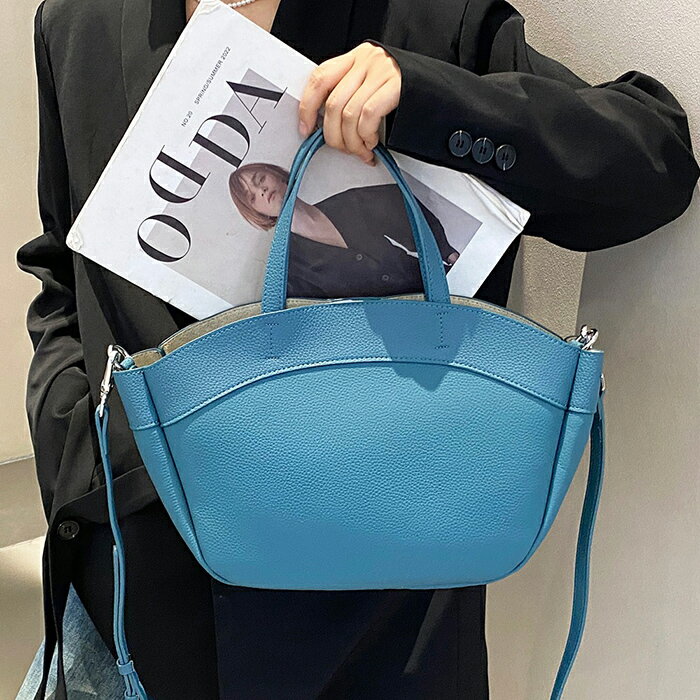 本革 ハンドバッグ ショルダーバッグ レディース 斜めがけ 2way トート レザーバッグ 手提げ 肩掛け バッグ 本革バッグ 通勤 かばん 手提げバッグ 牛革 無地 シンプル 大人 おしゃれ ビジネス フォーマル オフィス 上品 高見え 普段使い ブラック 送料無料(4)