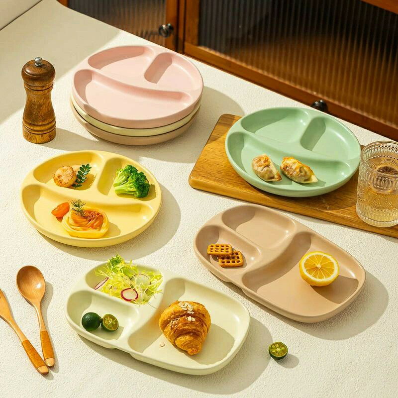 Rakuten - 送料無料 食器 ランチプレート キッズ ワンプレート 子ども食器 仕切りプレート やさしい彩り 食洗機対応 レンジ対応 抗菌加工 ナチュラル 北欧 おしゃれ スタッキング 抗菌 キッズプレート 洗いやすい