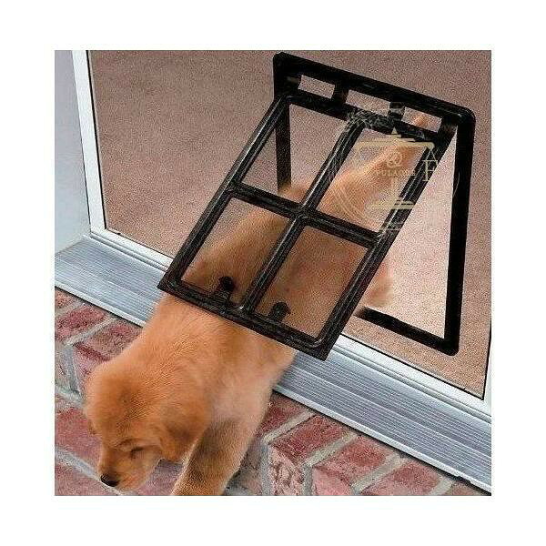 ONOFFshopの網戸用ペットドア 網戸専用 犬猫出入り口 通り抜け くぐり抜け ゲート 犬用 猫用 小型犬用 中型犬用 ペットグッズ ペット用品 簡単取り付け 蚊よけ｜アングル2
