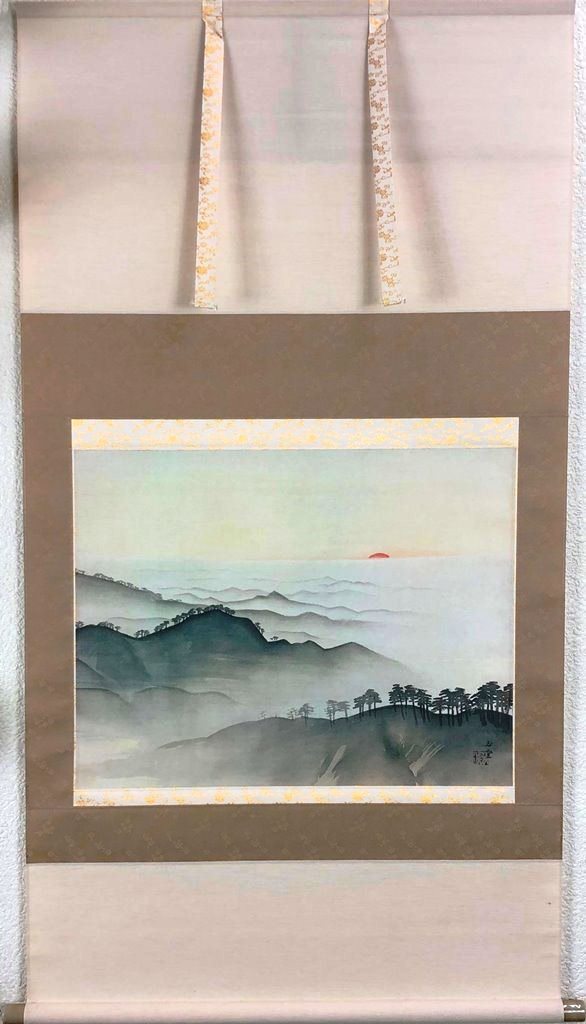 工芸軸 作品名 黎明 作家 川合玉堂 寸法 131×75cm　絹本 1873〜1957　愛知県出 雅邦に師事　文化勲章 状態は概ね良好