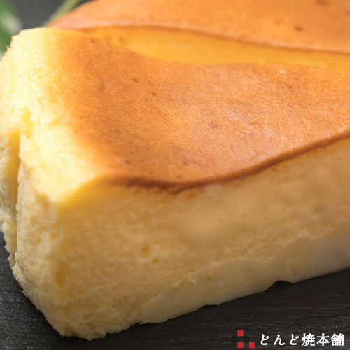 楽天市場 半熟チーズケーキ 1ホール 直径約14cm 高さ約3 5cm アイスケーキ お取り寄せスイーツ 冷凍便 どんど焼本舗 おんせん県おおいた Online Shop