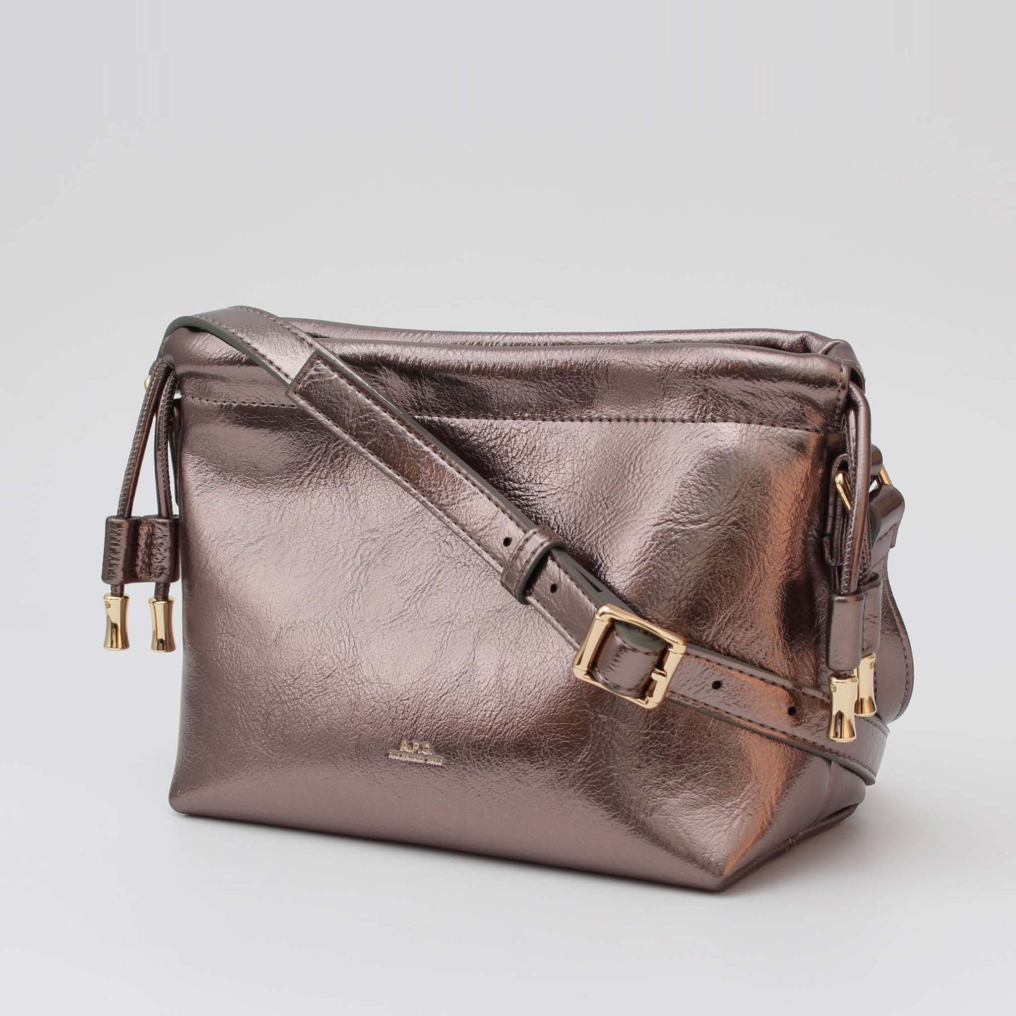 Rakuten - アーペーセー A.P.C. バッグ ショルダーバッグ NINON MINI BAG [ニノン ミニバッグ] レディース PUABZ F61582