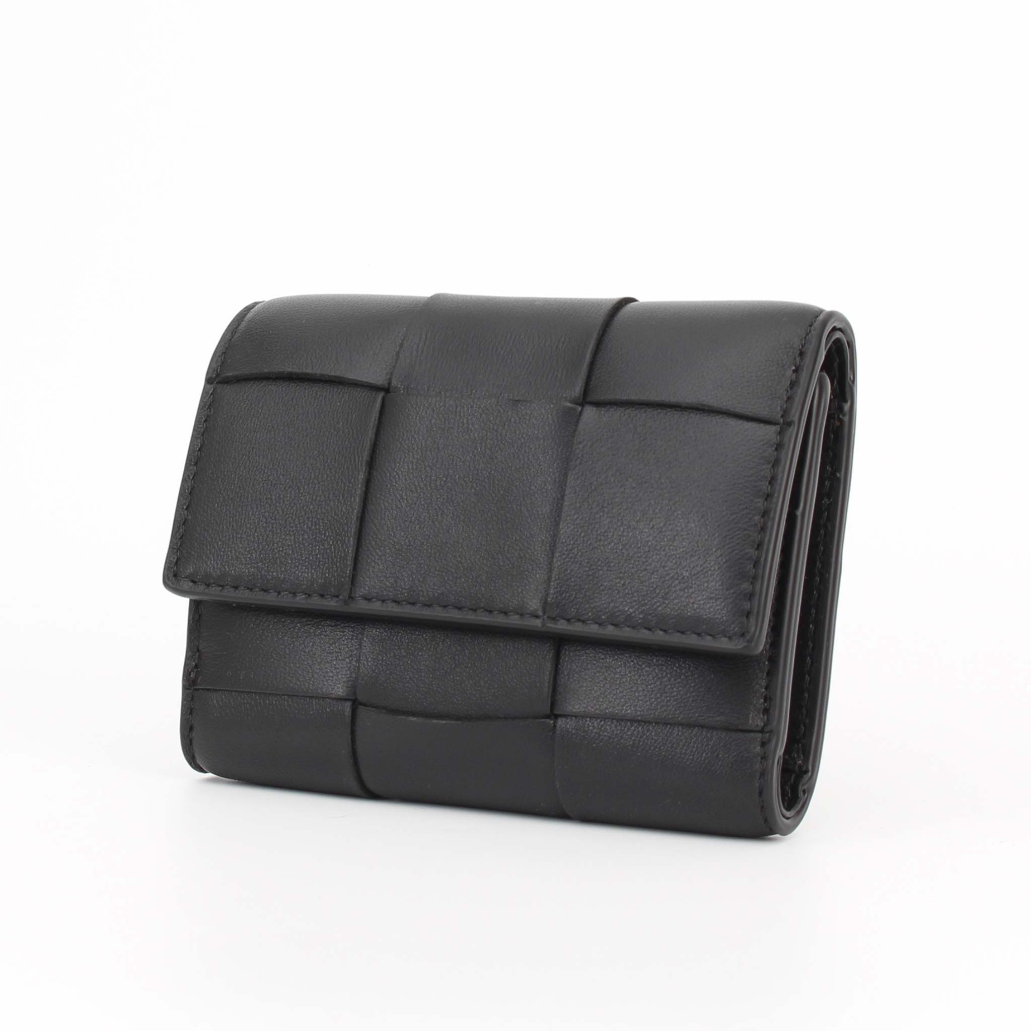 ܥåƥͥ BOTTEGA VENETA  ޤ CASSETTE TRI-FOLD ZIP WALLET [å ...