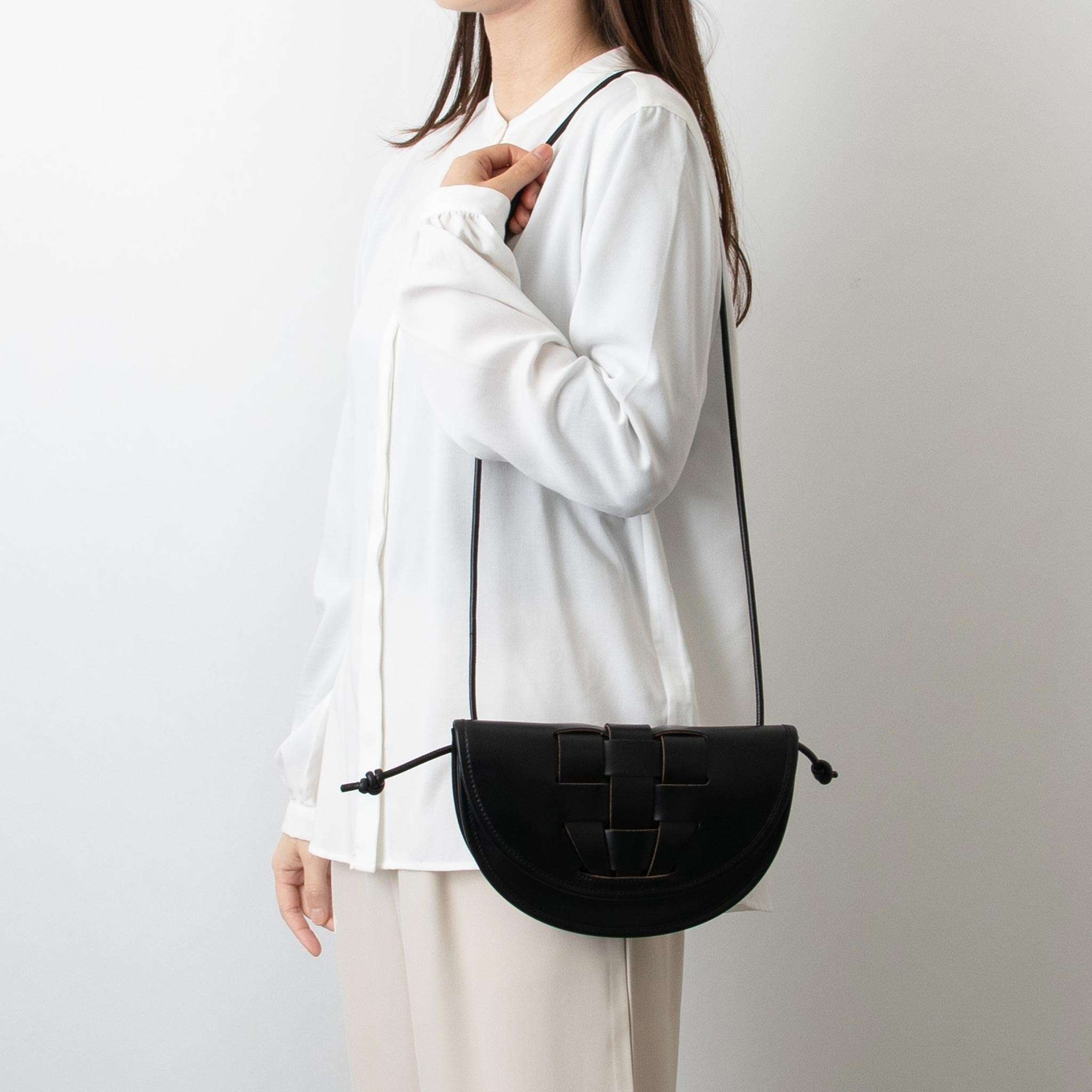 ヘリュー HEREU バッグ レディース ショルダーバッグ LLUNA NOVA WBLLNN