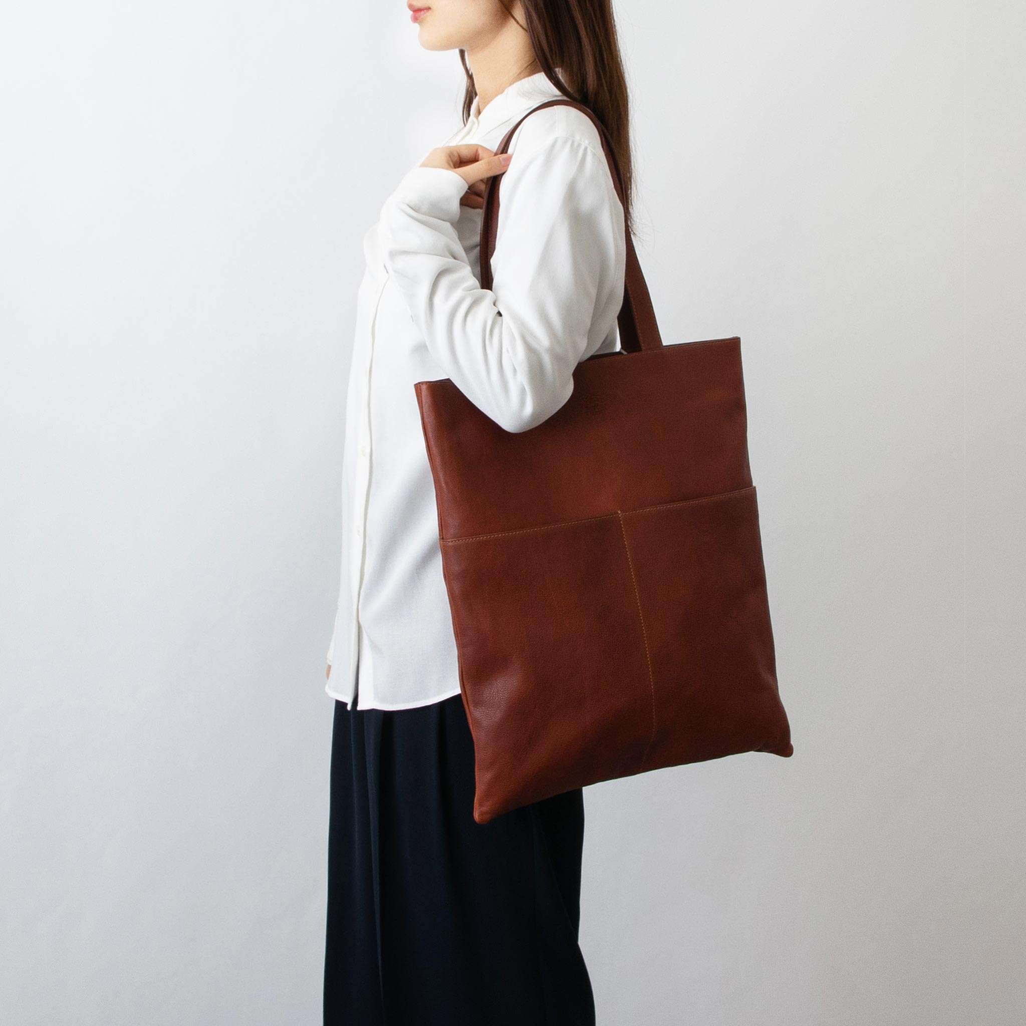 イル ビゾンテ 革トートバッグ メンズ イルビゾンテ IL BISONTE バッグ レディース トートバッグ ORIUOLO TOTE BAG MEDIUM (Mサイズ) BTO137 PO0001【A4】