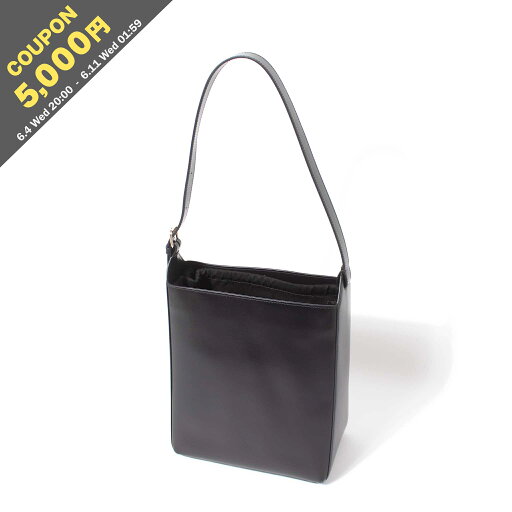 【5000円クーポン対象】アーペーセー A.P.C. バッグ レディース ハンドバッグ VIRGINIE BAG PXBRU F61868 【5000円クーポン対象】アーペーセー A.P.C. バッグ レディース ハンドバッグ VIRGINIE BAG PXBRU F61868