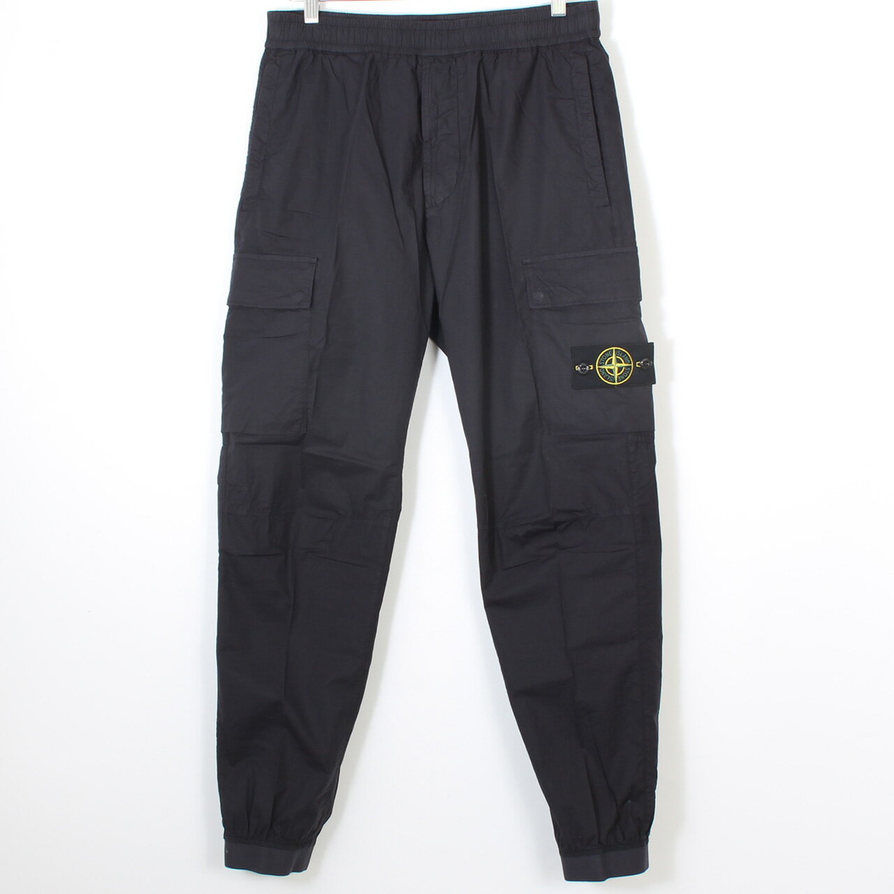 ストーンアイランド STONE ISLAND パンツ REGULAR TAPERED FIT CARGO TROUSERS WITH ELASTICATED WAISTBAND [ストレッチコットン カーゴパンツ] メンズ L1S153100031 S0003