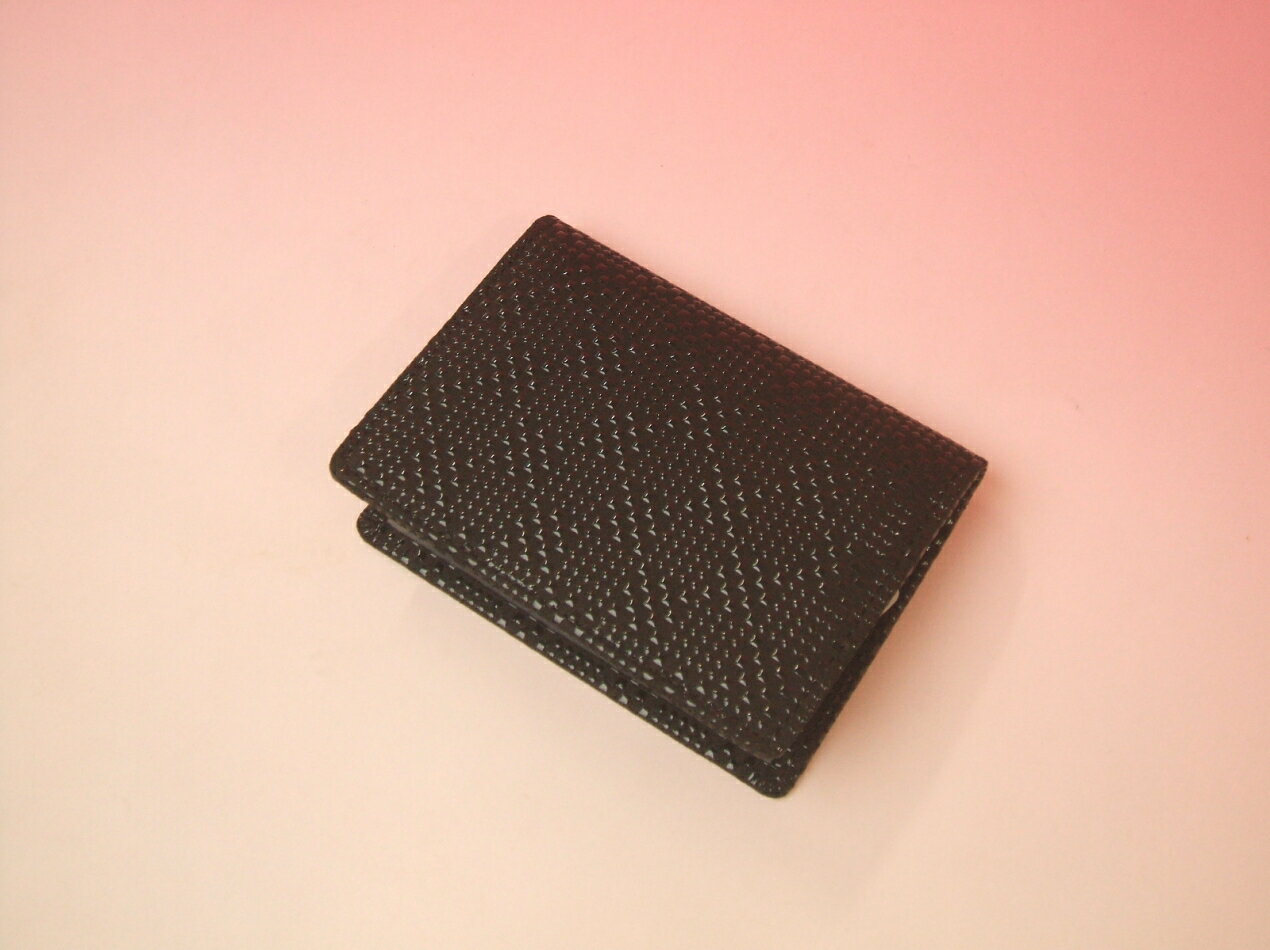 印伝 免許ケース 紺地に黒漆の代わり市松小 高級鹿革に漆で柄付け ファスナーポケットつき 印傳屋上原勇七2504