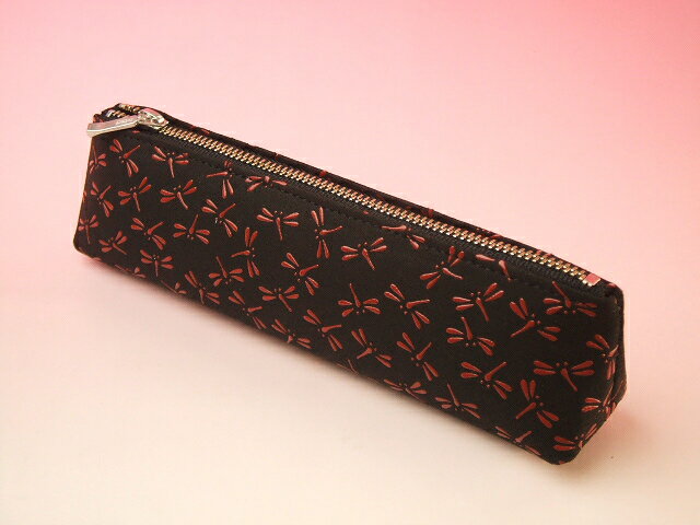 【送料無料】印伝 ペンケース 黒地に赤漆のとんぼ【代引き不可】 印傳屋上原勇七 4604