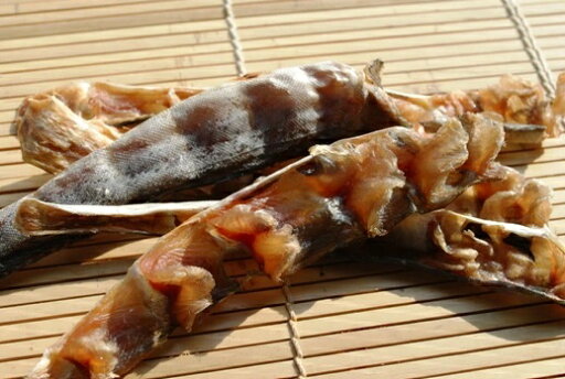 ほっけ とば (冷蔵冷凍) 1袋100g(6〜7本入) 北海道紋別の珍味!北海道オホーツクの荒波で育った新鮮な「夏ホッケ」を独自の製法で旨さそのままに仕上げた珍味です。 ほっけ とば (冷蔵冷凍) 1袋100g(6〜7本入) 北海道紋別の珍味!北海道オホーツクの荒波で育った新鮮な「夏ホッケ」を独自の製法で旨さそのままに仕上げた珍味です。